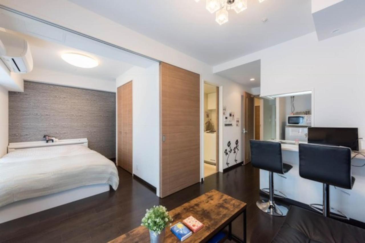 Apartment Crystal Exe Nipponbashi Mei & Osaka
