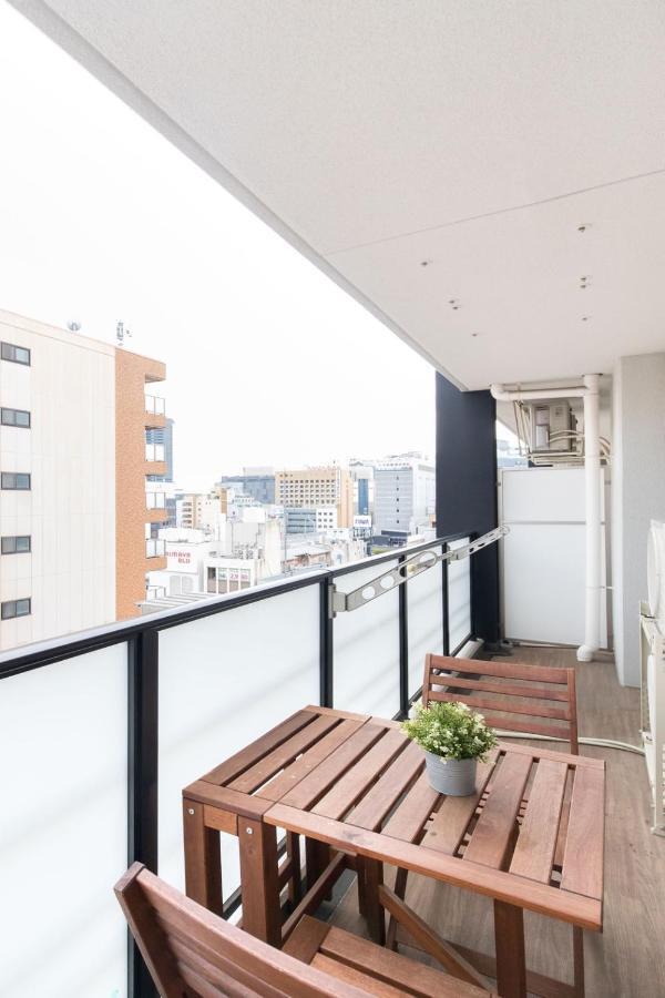 Crystal Exe Nipponbashi Mei & Apartment Osaka